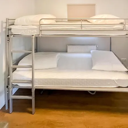 Stunning Stacaravan In 3* Putten