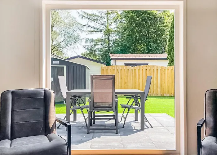 Stunning Stacaravan In Campsite 3*